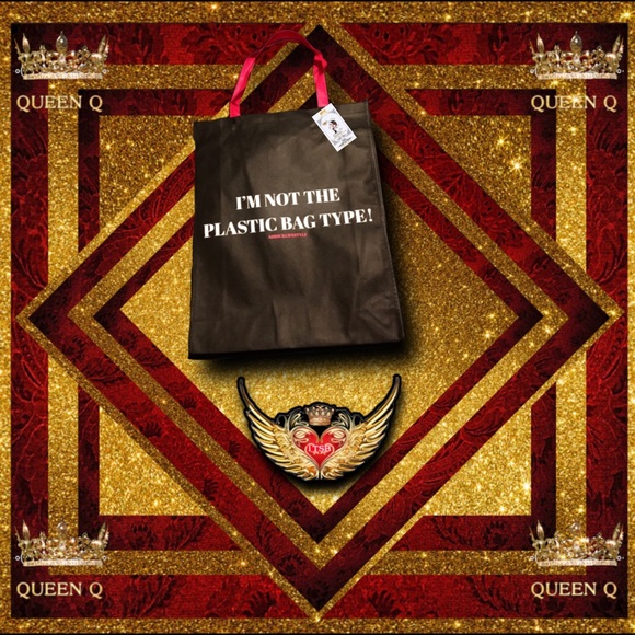 🆕 💗🖤💗NWT I’M NOT THE PLASTIC BAG TYPE! QUOTE TOTE BAG 💗🖤💗 - Picture 2 of 5